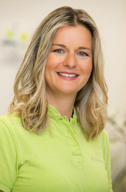 Dr. med. Anja Rogits